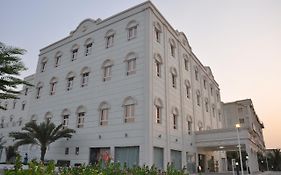 Royal Gardens Hotel